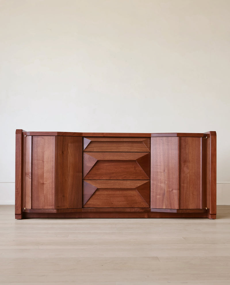Marcel Credenza