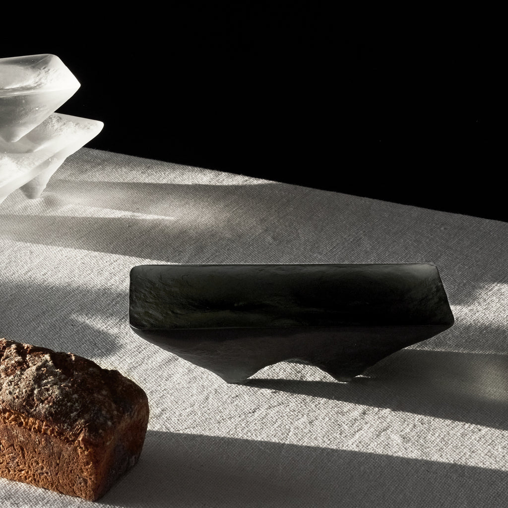 Naoya Arakawa Small Jurassic Platter in Smoke