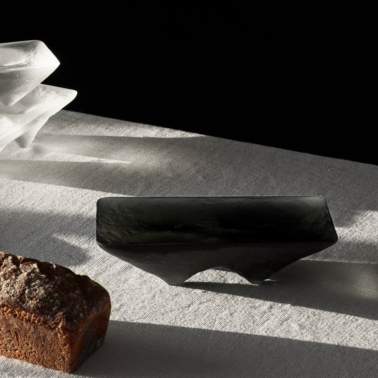 Naoya Arakawa Small Jurassic Platter in Smoke