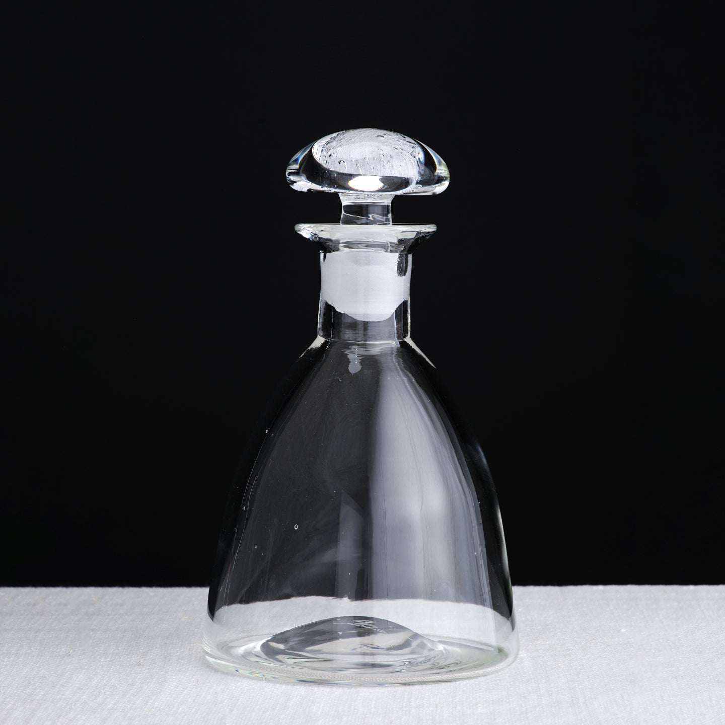 Naoya Arakawa Tapered Decanter with Stopper