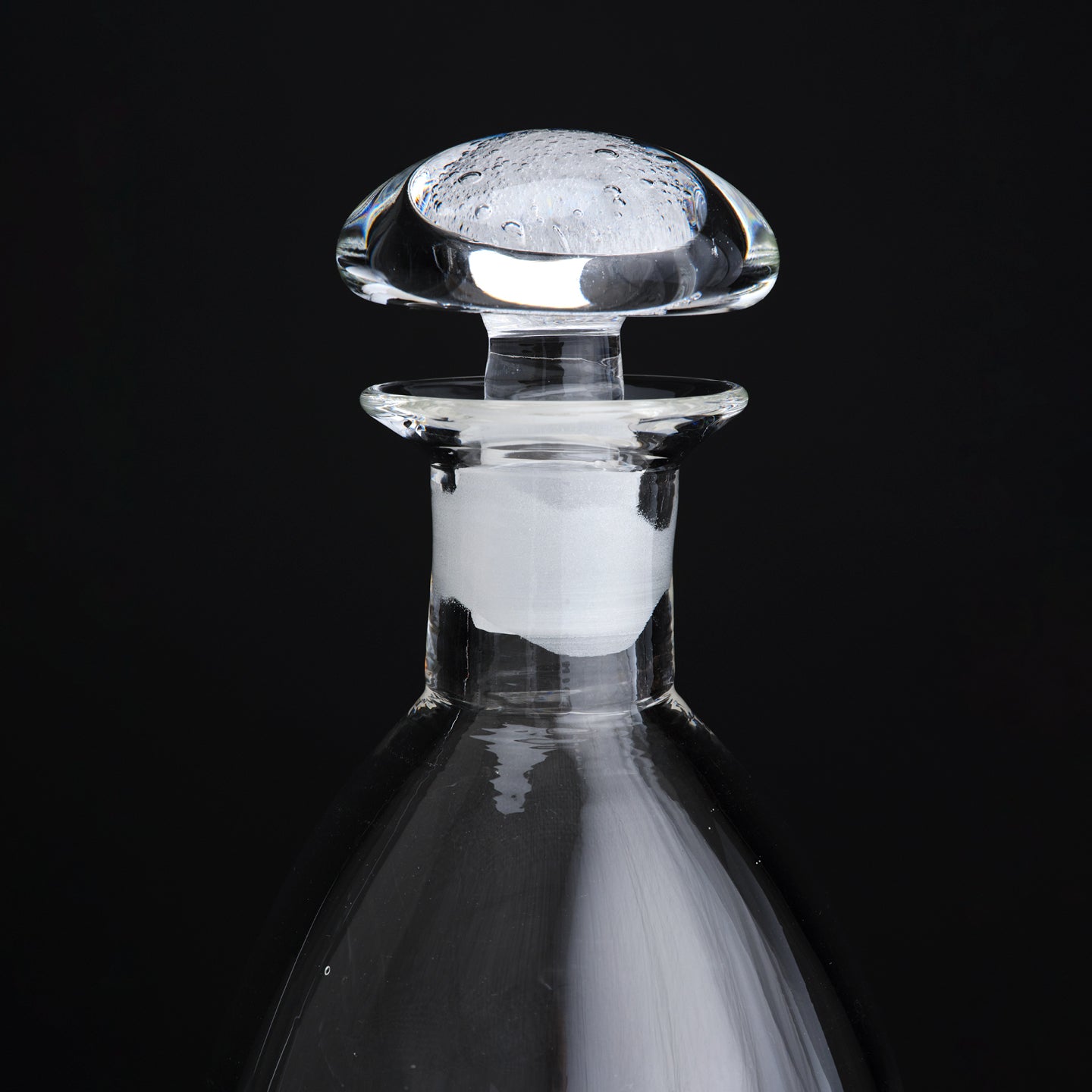 Naoya Arakawa Tapered Decanter with Stopper