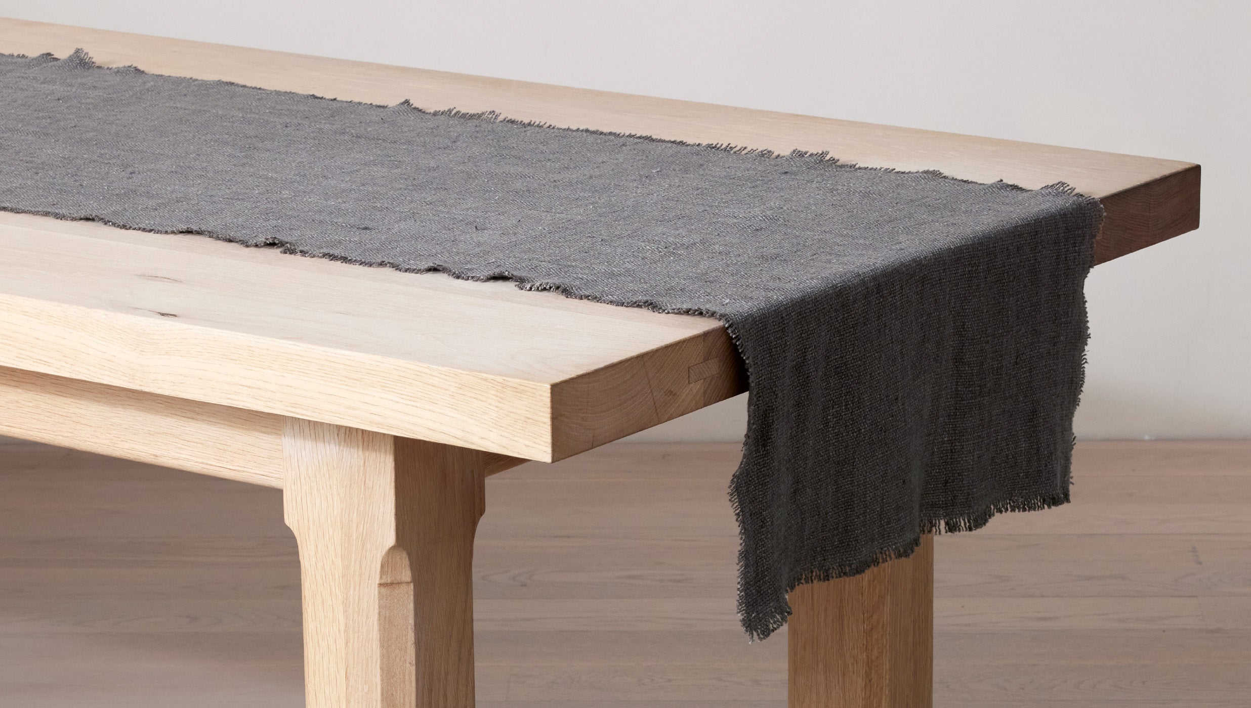 table runner 銘「雅楽宴」　帯リメイク 　正絹　長尺 Double Weave Linen Table Runner | Table Runners & Dinning Table