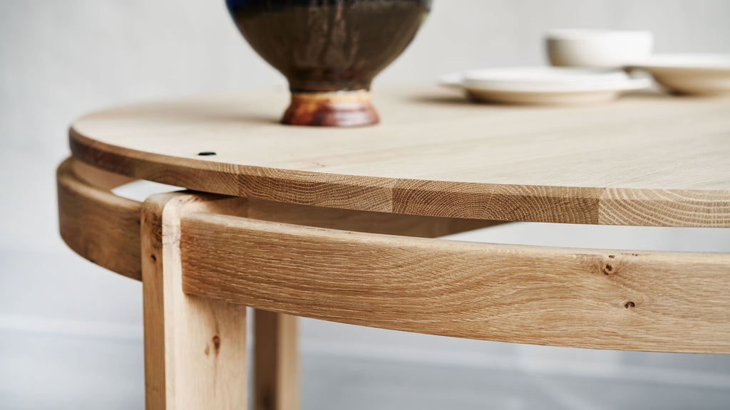 Kant Round Dining Table